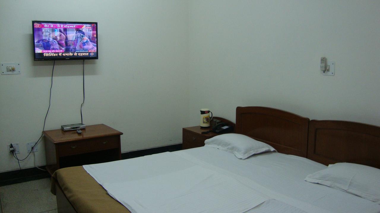 วายเอ็มซีเอ กรีน Hostel เดลี ภายนอก รูปภาพ